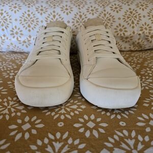 Dr Scholl's Time Off Sneakers. Like new, size 7.